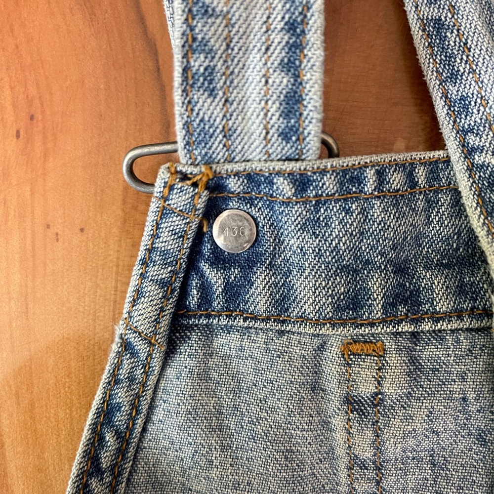 Vintage Levi's Denim Shortalls - Picture 5 of 12